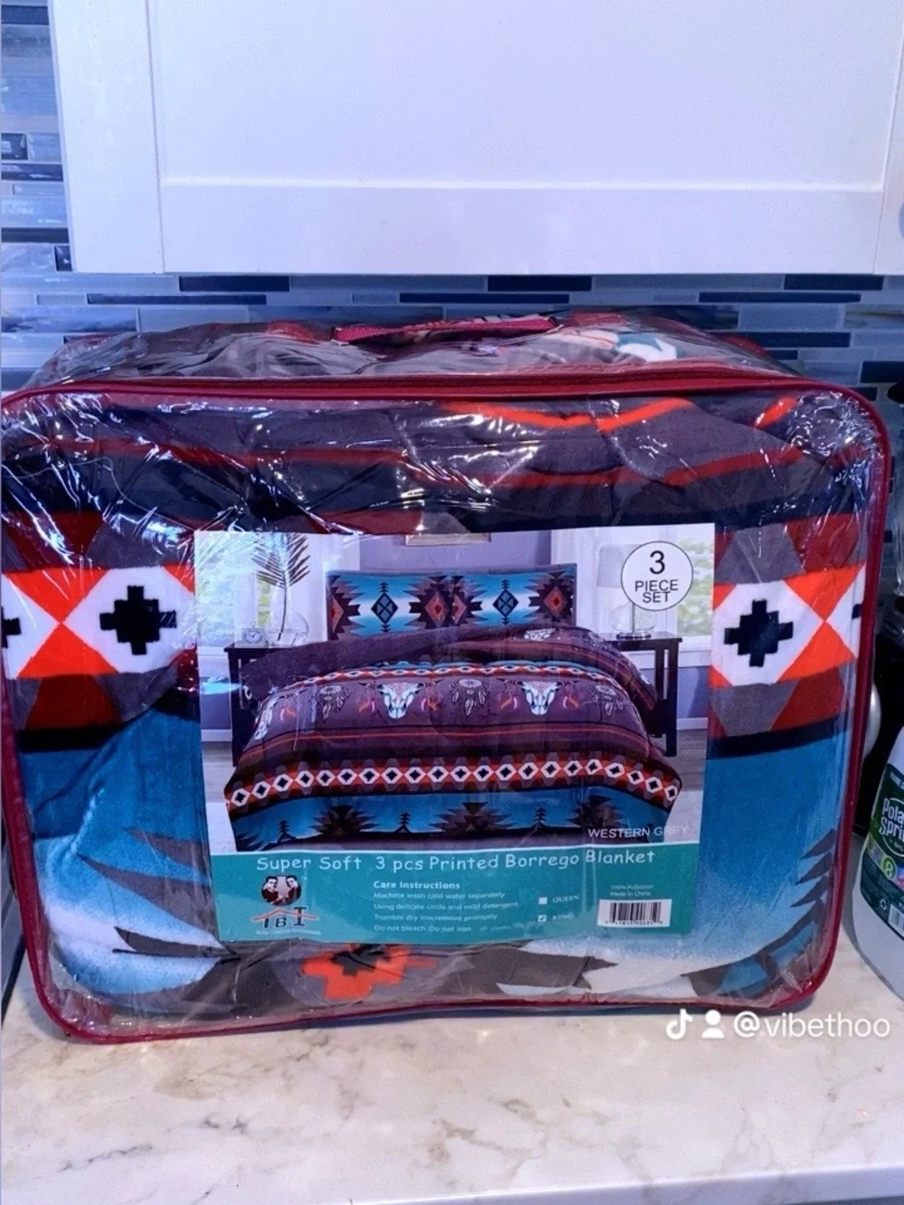 Super Soft Printed Borrego Blanket 3-Piece Set - Multicolor